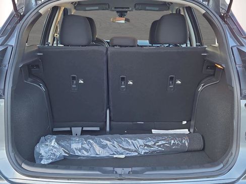 Used 2025 Nissan Kicks Play S image 11