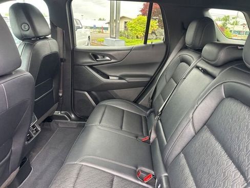 Used 2025 Chevrolet Equinox LT w/ Convenience Package II AWD/4WD image 13
