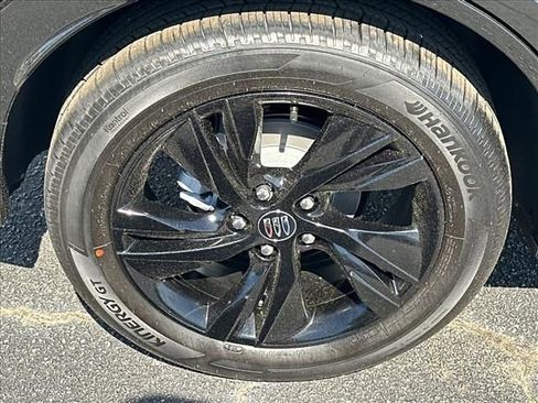 New 2026 Buick Encore GX Sport Touring FWD image 16