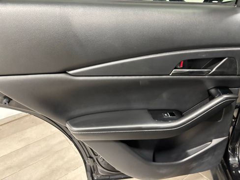 Certified 2025 MAZDA CX-30 AWD 2.5 S w/ Preferred Package image 17