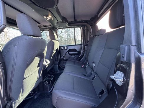 Used 2021 Jeep Gladiator Sport w/ Trailer Tow Package image 14