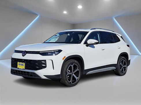 New 2026 Volkswagen Tiguan SE image 1