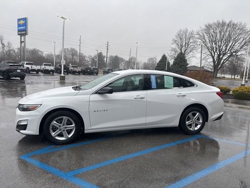 Used 2024 Chevrolet Malibu LS image 8