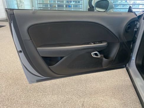 Used 2022 Dodge Challenger SXT RWD image 25