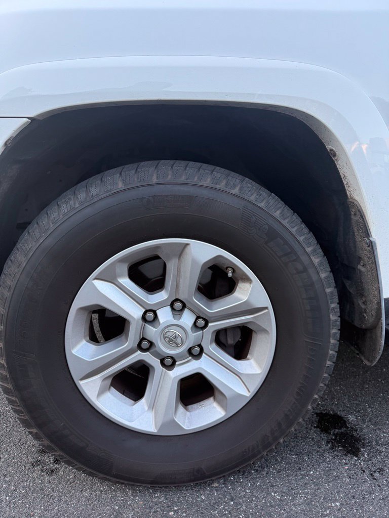 Used 2018 Toyota 4Runner SR5 Premium AWD/4WD image 21
