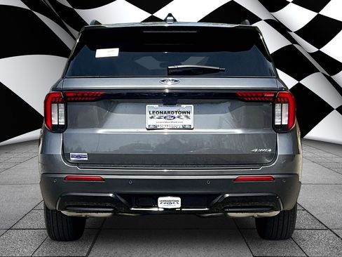 New 2026 Ford Explorer ST-Line AWD/4WD image 4