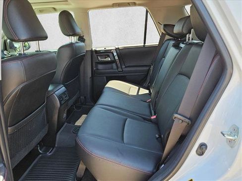 Used 2024 Toyota 4Runner TRD Off-Road Premium w/ Moonroof Package AWD/4WD image 18