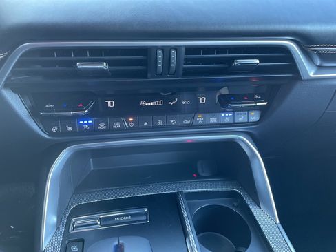 New 2026 MAZDA CX-90 Plug-In Hybrid w/ Premium Plus image 27