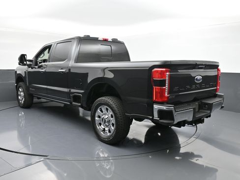 Used 2024 Ford F250 Lariat w/ Lariat Ultimate Package image 6