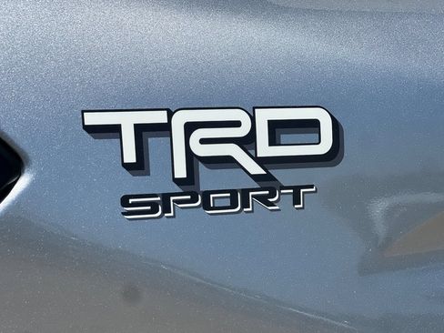 Used 2025 Toyota Tacoma TRD Sport AWD/4WD image 22