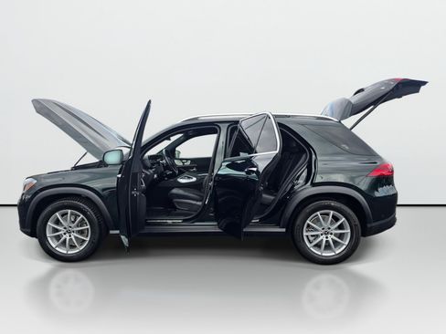 Used 2024 Mercedes-Benz GLE 350 4MATIC w/ Driver Assistance Package image 10