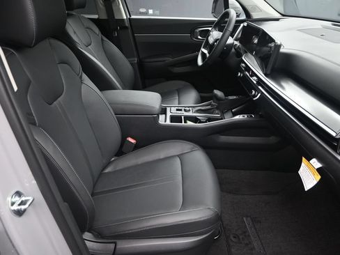 New 2026 Kia Sorento S AWD/4WD image 38