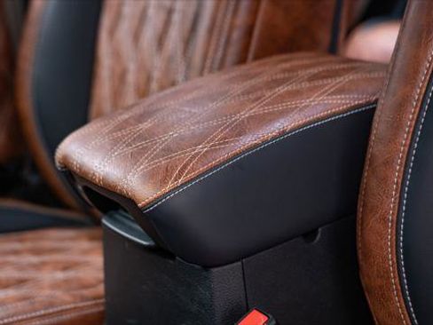 Used 2026 Jeep Gladiator Sport image 40