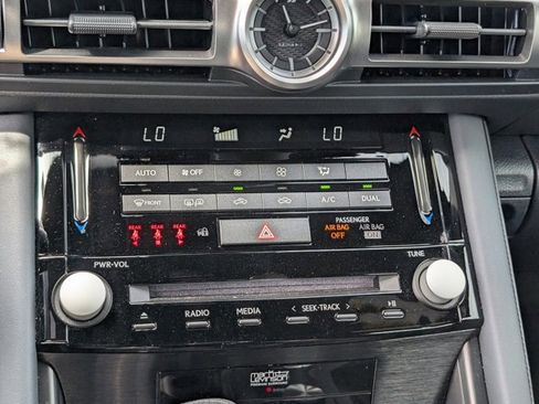 Used 2022 Lexus IS 350 F Sport image 60