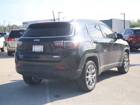 Used 2022 Jeep Compass Latitude AWD/4WD image 4