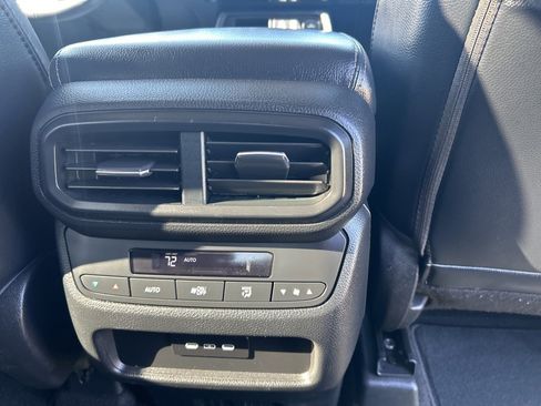 Used 2024 Honda Pilot EX-L image 25