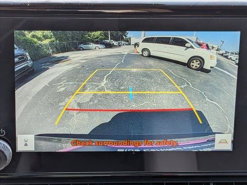 Used 2024 Toyota RAV4 XLE FWD image 15