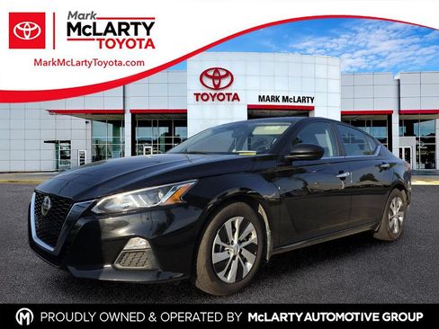 Used 2021 Nissan Altima 2.5 S FWD image 1