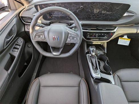 New 2026 Buick Envista Avenir image 9