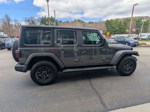 Used 2021 Jeep Wrangler Unlimited Sport AWD/4WD image 2