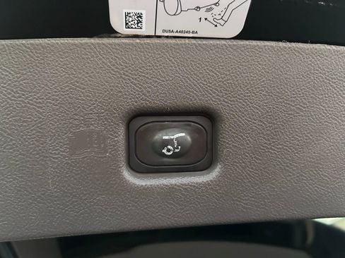 Used 2019 Lincoln Nautilus Reserve w/ Ultimate Package image 30