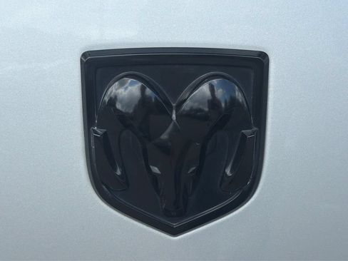 Used 2018 RAM 1500 Express w/ Express Value Package AWD/4WD image 22