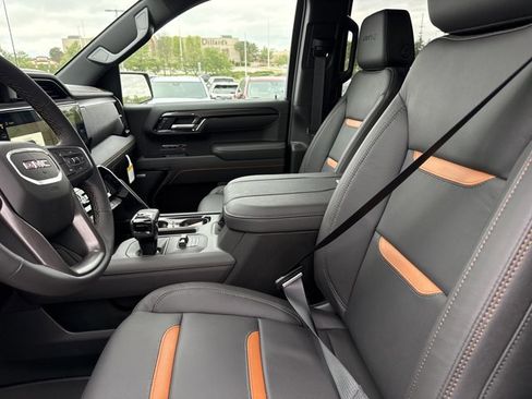 New 2026 GMC Sierra 1500 AT4 w/ AT4 Premium Package image 5
