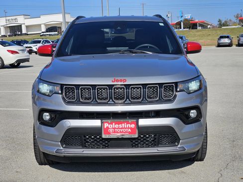 Used 2023 Jeep Compass Limited image 8