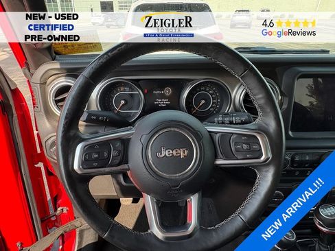 Used 2019 Jeep Wrangler Unlimited Sahara AWD/4WD image 11