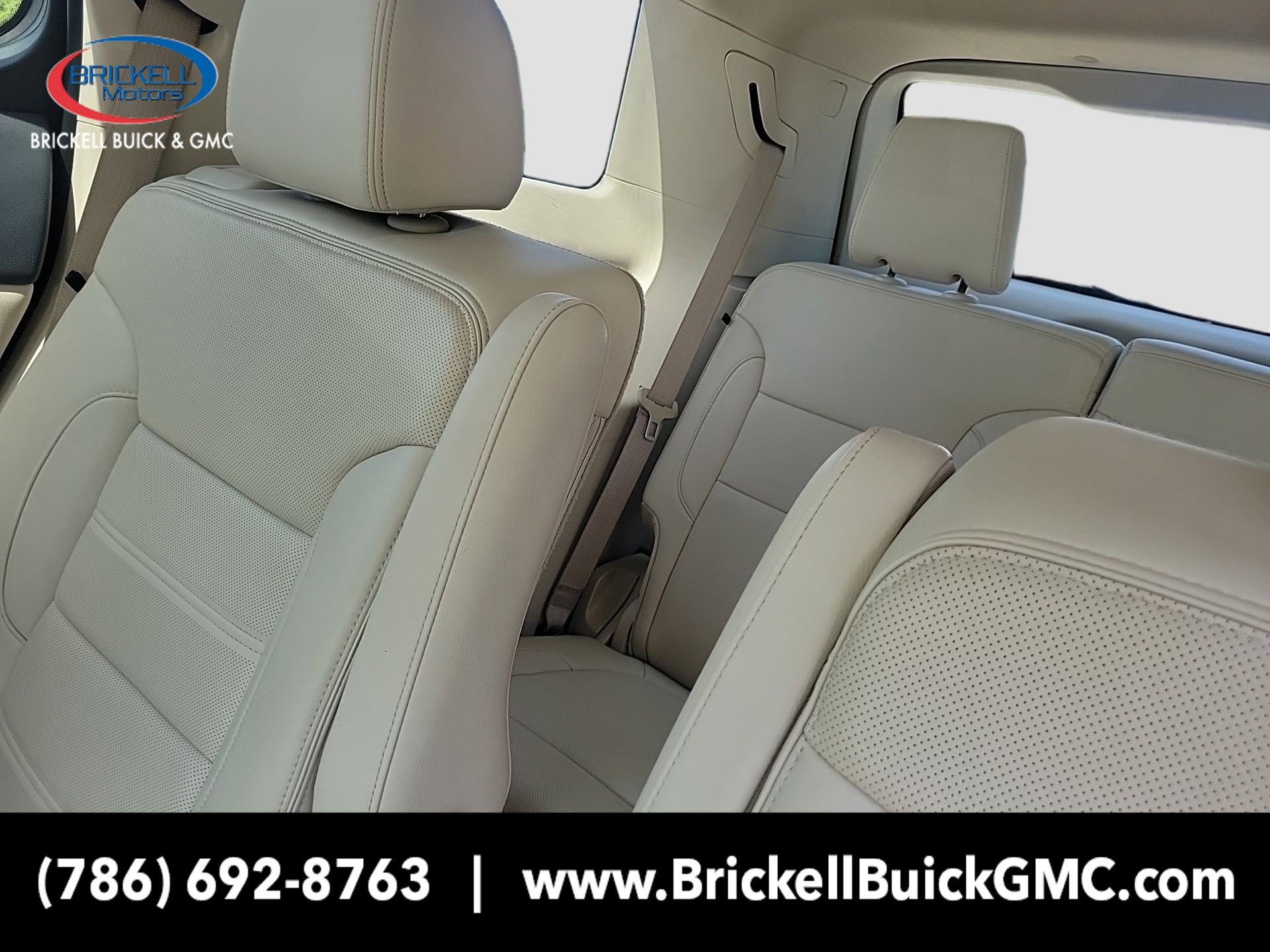 Used 2023 GMC Acadia Denali w/ Denali Ultimate Package FWD image 19