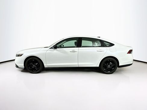 Used 2025 Honda Accord SE image 4