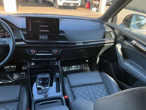 Used 2021 Audi SQ5 Premium Plus image 17