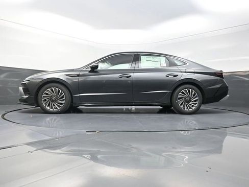 New 2026 Hyundai Sonata SEL FWD image 35