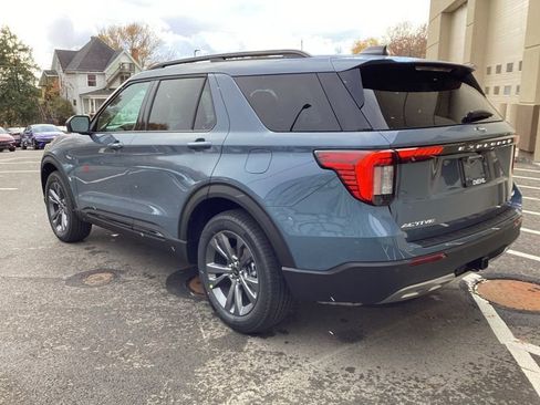 New 2026 Ford Explorer Active w/ Active Comfort Package image 5