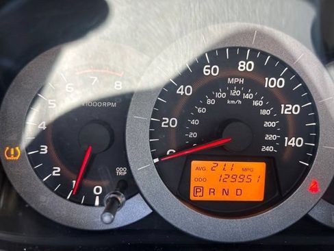 Used 2010 Toyota RAV4 Limited AWD/4WD image 10