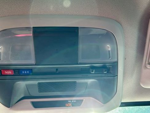 Used 2019 Subaru Impreza 2.0i Premium image 24