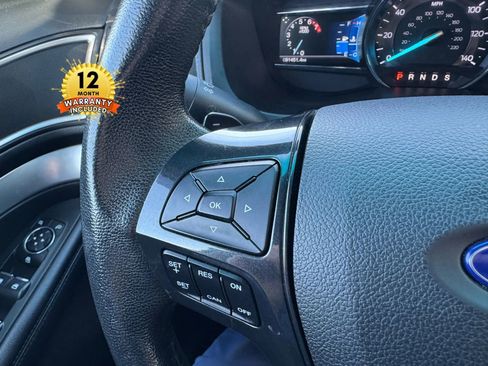 Used 2017 Ford Explorer XLT w/ Equipment Group 202A image 30