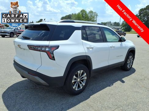 Used 2025 Chevrolet Equinox LT w/ Convenience Package II FWD image 5
