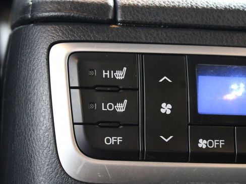 Used 2018 Toyota Highlander Limited Platinum AWD/4WD image 19