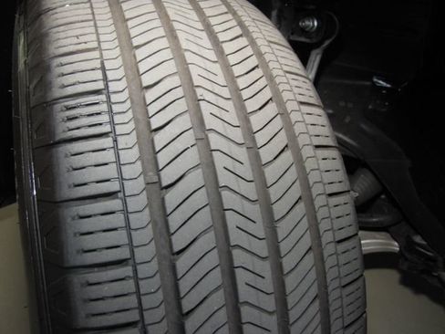 Certified 2025 Honda Pilot EX-L image 26