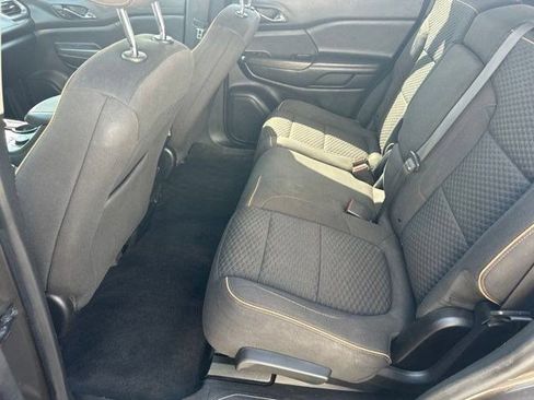 Used 2019 GMC Acadia SLE w/ Driver Alert Package I AWD/4WD image 35