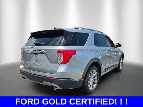 Certified 2022 Ford Explorer Limited w/ Equipment Group 301A RWD image 5