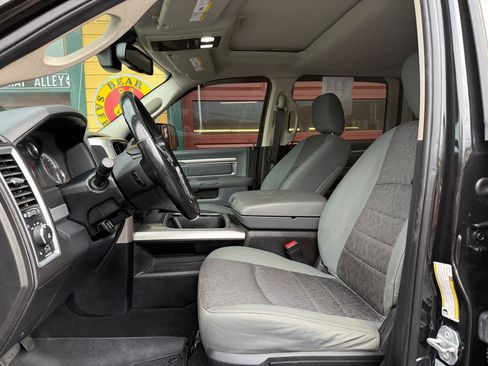 Used 2016 RAM 2500 Big Horn AWD/4WD image 16