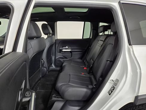 Certified 2023 Mercedes-Benz GLB 250 4MATIC image 19