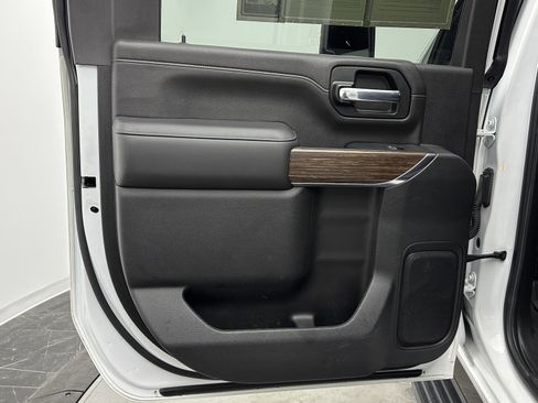 Used 2022 Chevrolet Silverado 3500 High Country image 27