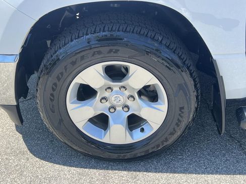 Used 2023 RAM 1500 Big Horn AWD/4WD image 11