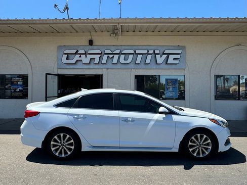 Used 2017 Hyundai Sonata Limited FWD image 3