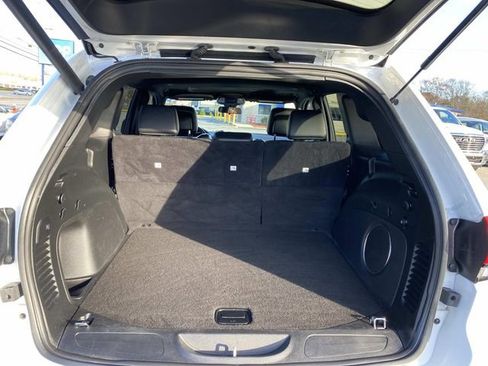 Certified 2021 Jeep Grand Cherokee Laredo X image 5