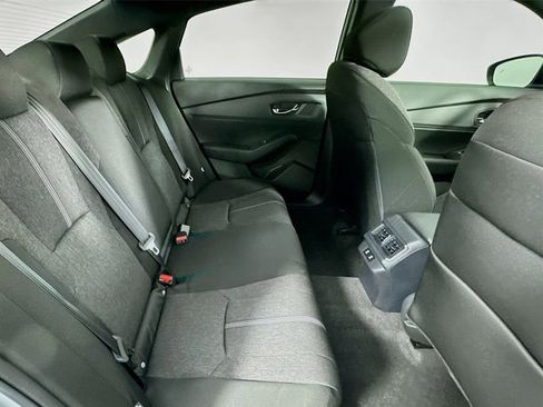 Used 2025 Honda Accord Sport image 39