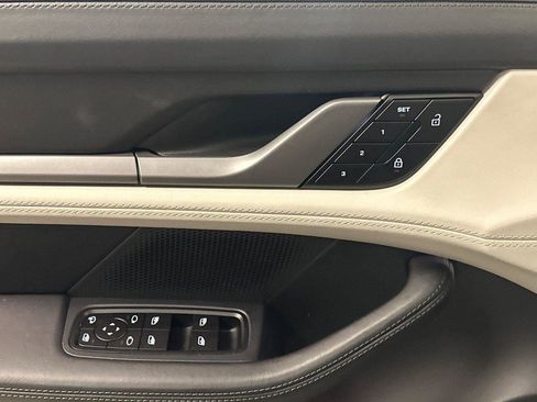 New 2025 Porsche Taycan 4S image 86